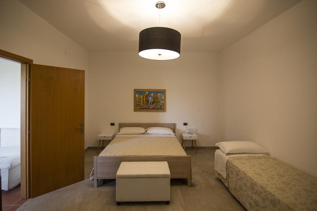Agriturismo Il Giriatello Crotone Buitenkant foto